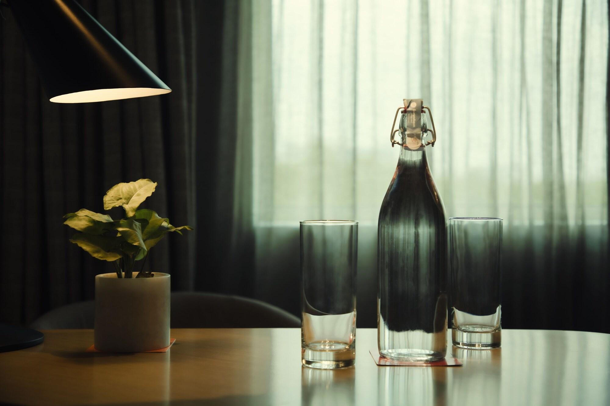 Welcomhotel By Itc Hotels, Racecourse, Coimbatore Exteriör bild A bottle of water